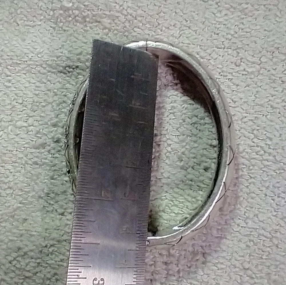 Silvertone crystal 🔮 hinged bracelet premier designs